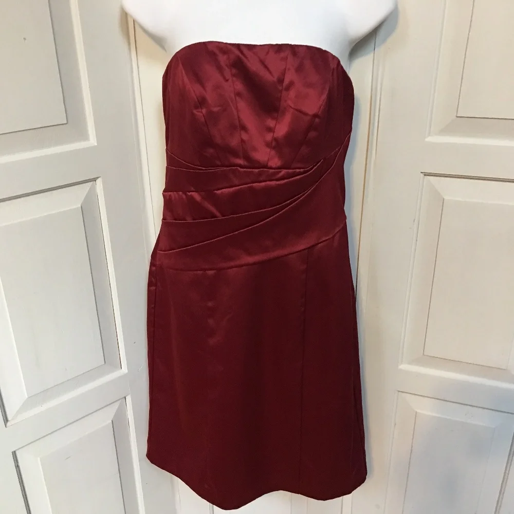 The Limited Satiny Red Dress 4 - Picture 2 of 8